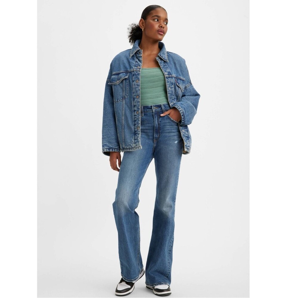 Levi's Premium Women's Dark Wash 70s High Rise Stretch Flare Jeans   |  Size: 29